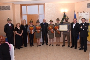 Cuneo - Consegnato il materiale scolastico/sportivo destinato al Libano alla Caserma Vian del 2° Reggimento Alpini