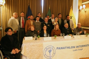 Panathlon Club Monterrey - Panathlon Monterrey reconoce 15 personalidades del deporte.